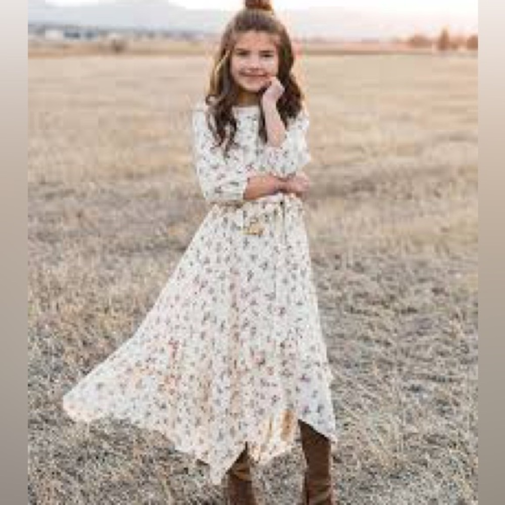 JOYFOLIE CASUAL FLORAL DRESS IN CREAM